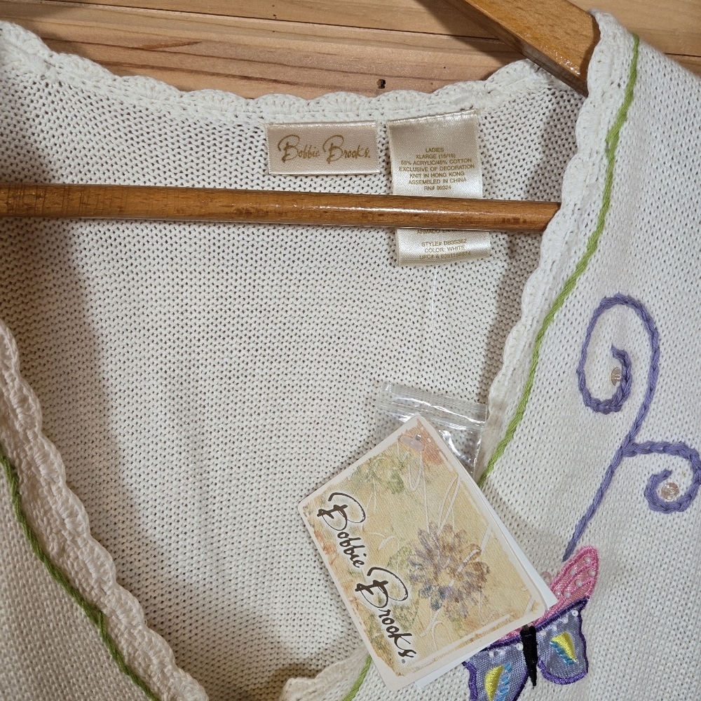 NWT Bobbie Brooks Knit Sweater Vest Embroidered Butterfly Ivory Womens XL Spring - Picture 5 of 7